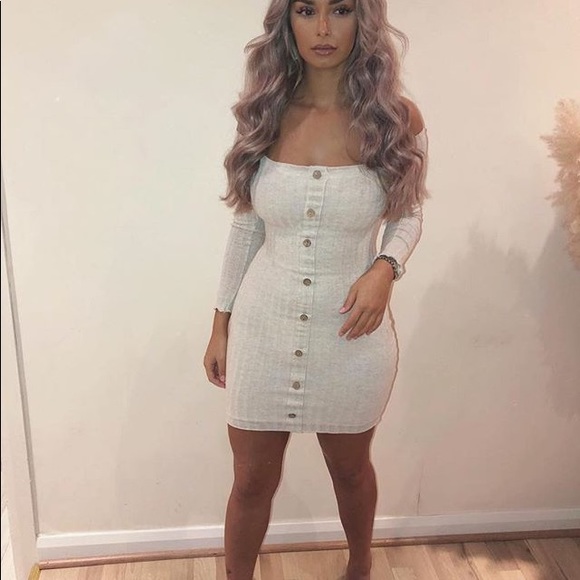 💕😍❤️MAKE AN OFFER! RIBBED BUTTON DRESS❤️😍💕 - Picture 2 of 4